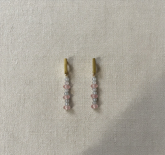 Fluorite and gold earrings ￼