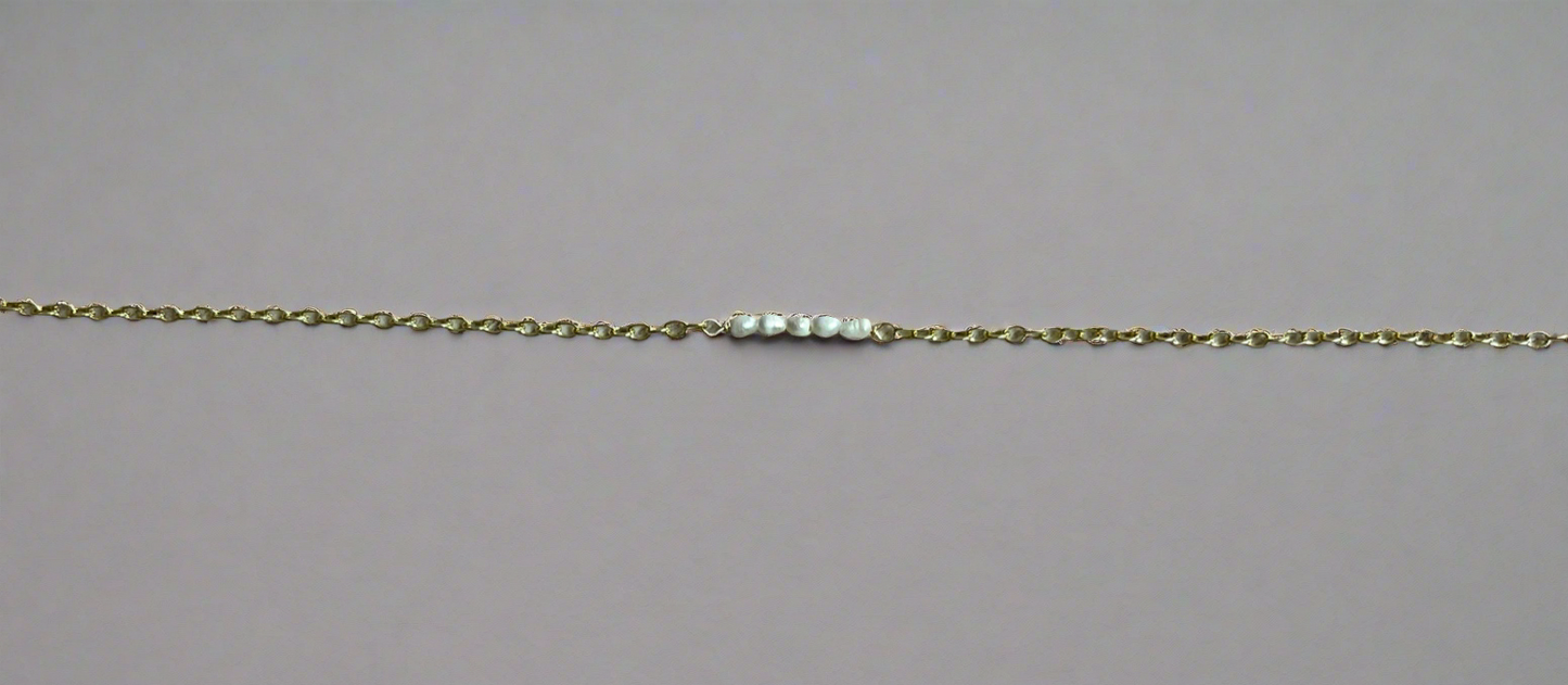 Freshwater pearl bracelet